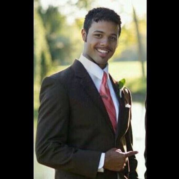 Meet your Posher, Joshua - Picture 1 of 1